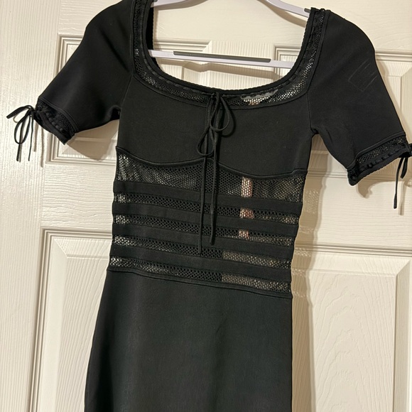 NEW HOUSE OF CB LILLA BLACK OPENWORK KNIT
MIDI DRESS SIZE XS - Picture 15 of 15